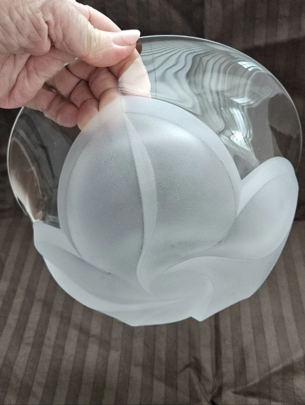 Vintage J.D. Durand Florence Crystal Clear 9” Serving Bowl Satin Petal Pattern
